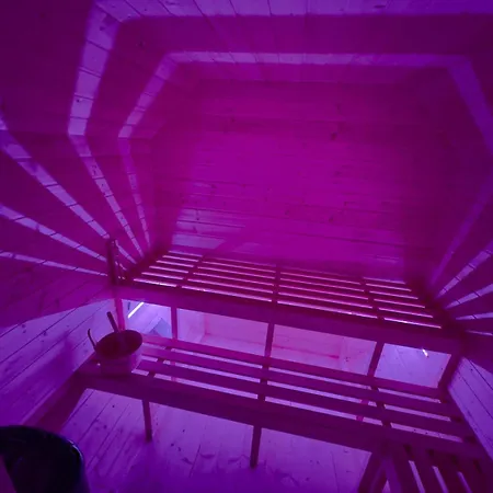 Semesterbostad Jagodowe Wzgorze Z Sauna I Balja *